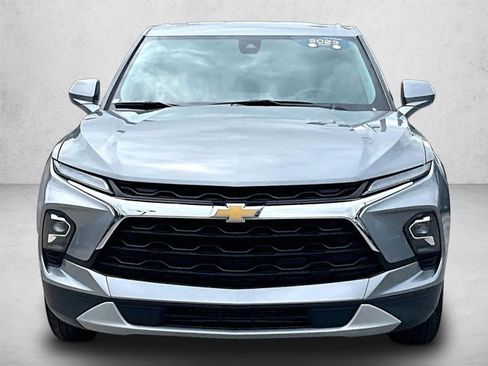 Used 2023 Chevrolet Blazer LT FWD image 3
