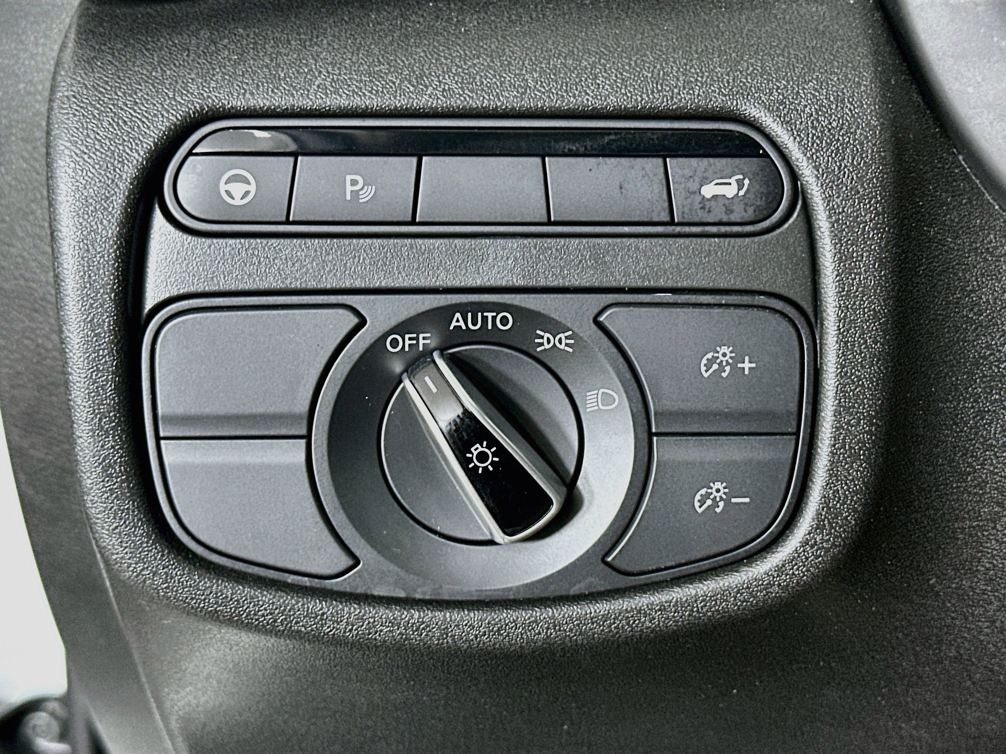 Used 2023 INFINITI QX50 Luxe AWD/4WD image 17