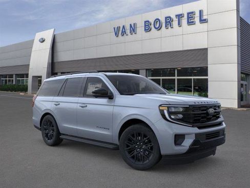 New 2026 Ford Expedition Platinum w/ Stealth Appearance Package image 7