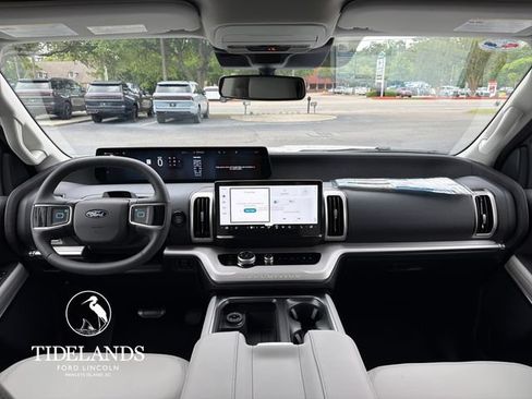 New 2026 Ford Expedition Active RWD image 14