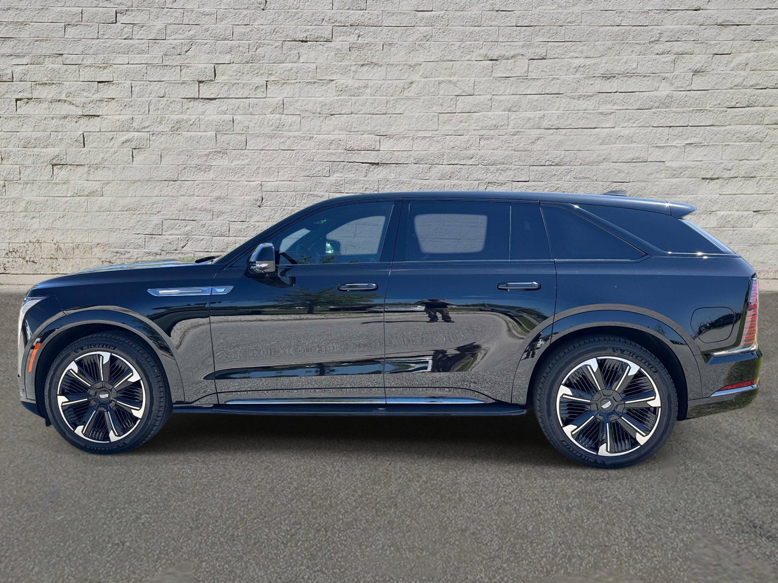 New 2026 Cadillac Escalade IQ Sport 1 AWD/4WD image 2