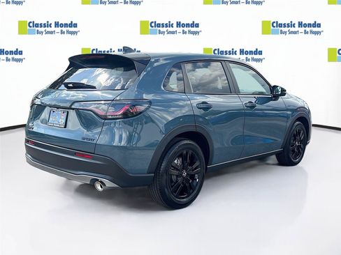 Certified 2026 Honda HR-V Sport image 8