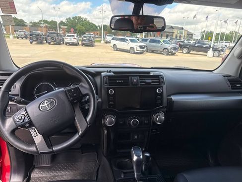 Used 2017 Toyota 4Runner TRD Pro AWD/4WD image 14