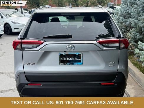 Used 2025 Toyota RAV4 XLE AWD/4WD image 6