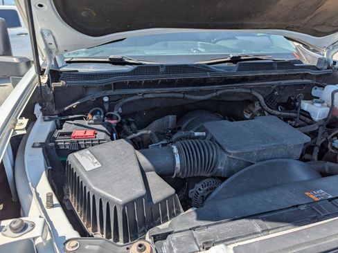 Used 2020 Chevrolet Silverado 2500 LT w/ Convenience Package AWD/4WD image 23