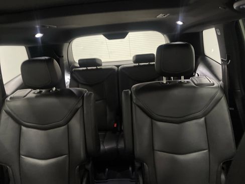 Used 2020 Cadillac XT6 Sport image 11