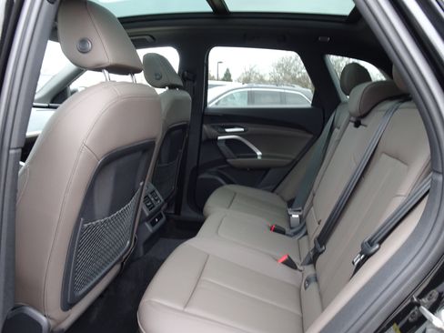 New 2025 Audi Q5 Premium image 6