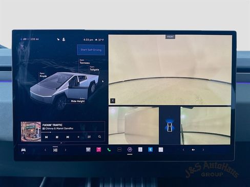 Used 2024 Tesla Cybertruck AWD Crew Cab image 20