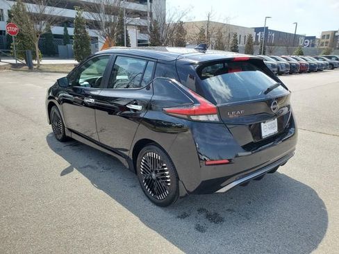Certified 2024 Nissan Leaf SV Plus image 6