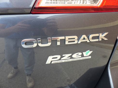 Used 2014 Subaru Outback 2.5i w/ Popular Package #1A AWD/4WD image 9