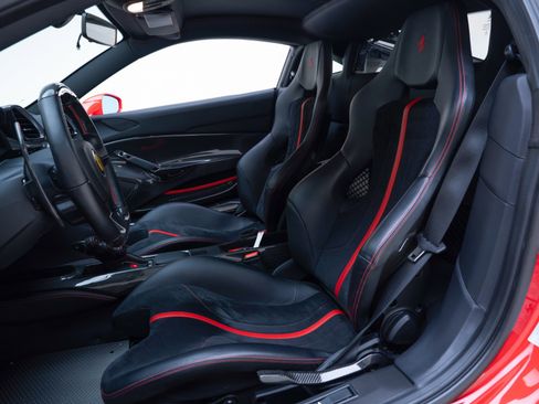 Used 2020 Ferrari 488 Pista Coupe RWD image 22