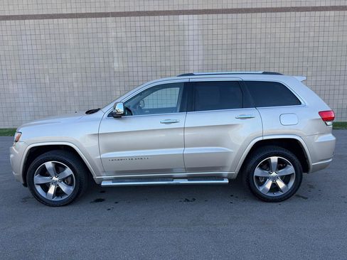 Used 2014 Jeep Grand Cherokee Overland AWD/4WD image 8