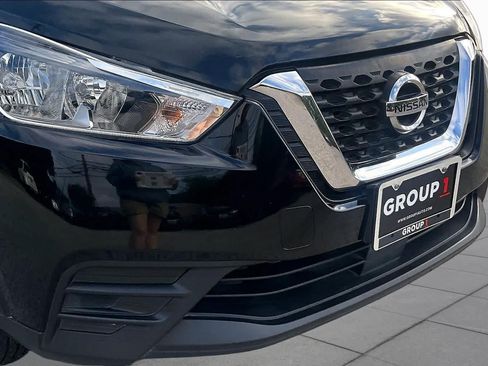 Used 2020 Nissan Kicks S FWD image 29