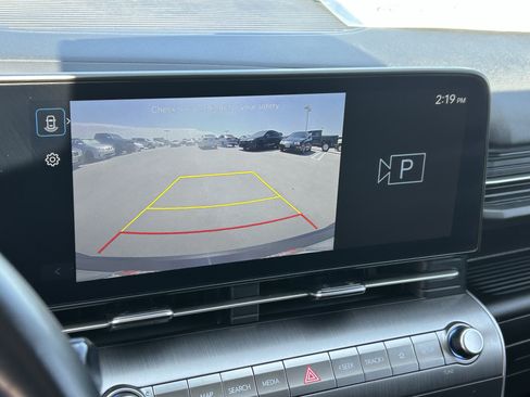 Used 2025 Hyundai Kona SEL FWD image 21