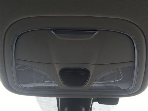 Used 2016 Chrysler 200 C image 21