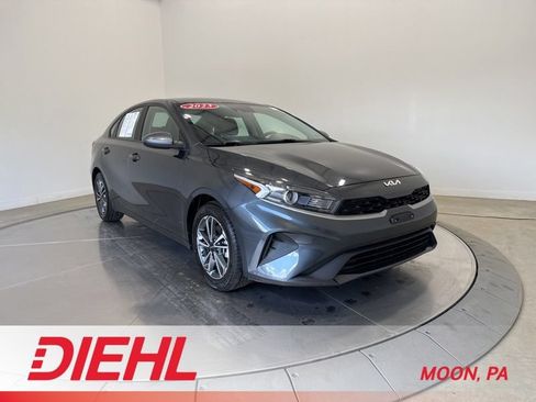 Used 2023 Kia Forte LXS FWD image 1