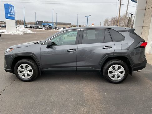 Used 2023 Toyota RAV4 LE FWD image 8