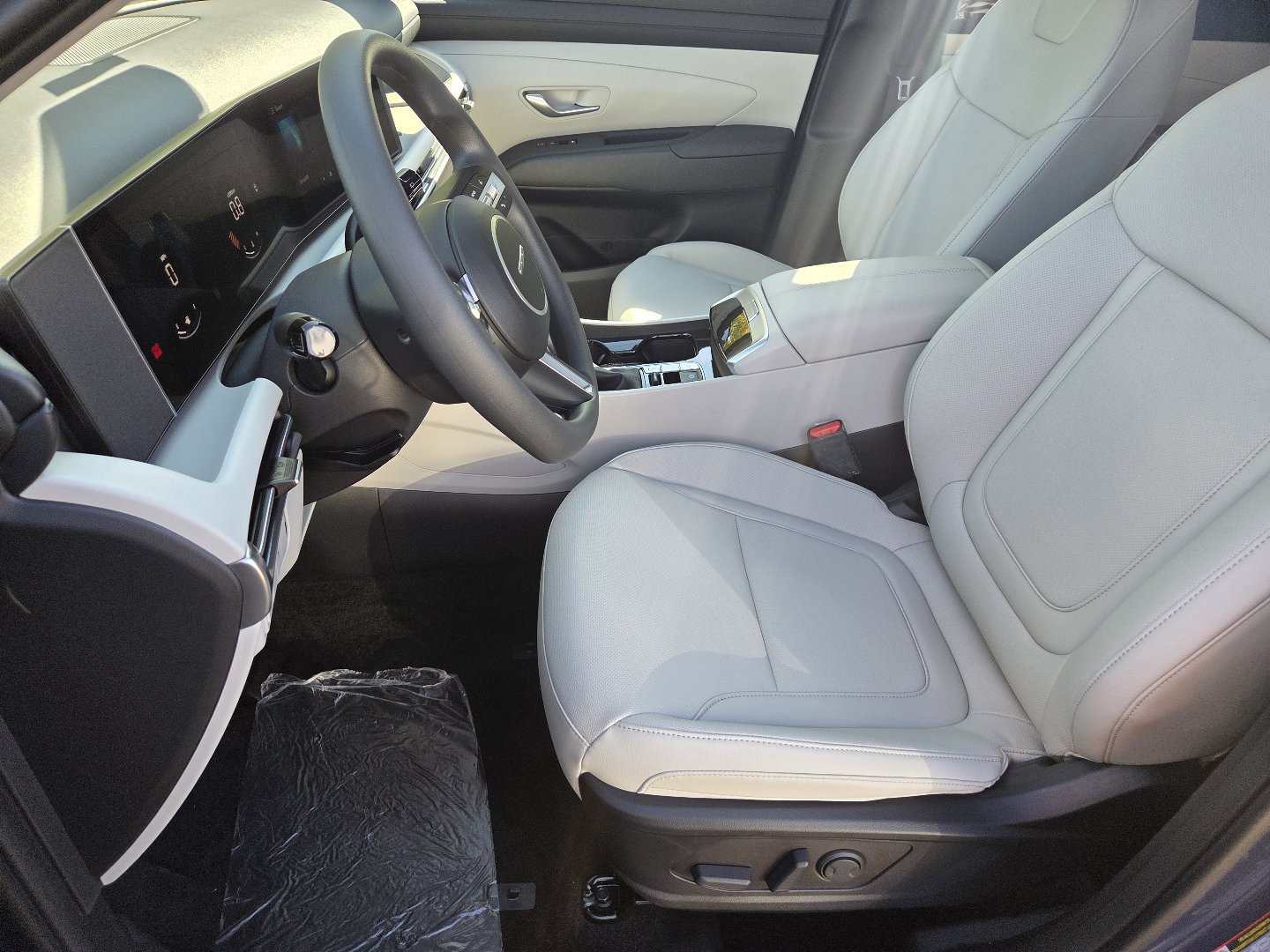 New 2026 Hyundai Tucson SEL Plus AWD/4WD image 25