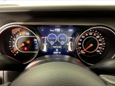 Used 2021 Jeep Gladiator Sport AWD/4WD image 14