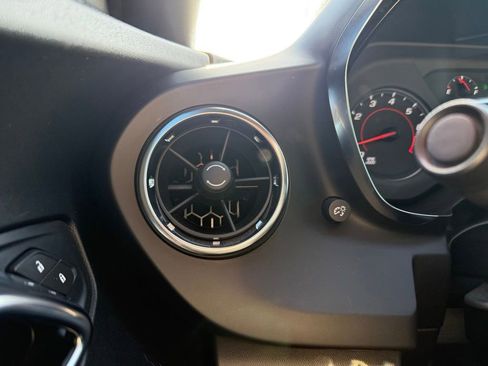 Used 2021 Chevrolet Camaro LT RWD image 12
