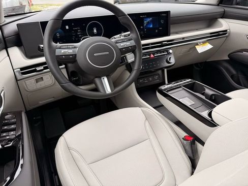 New 2026 Hyundai Tucson Limited image 7