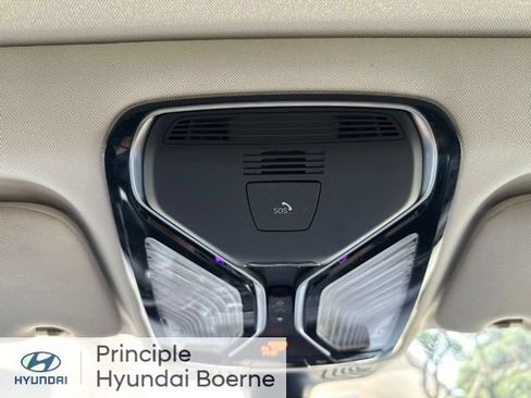 Used 2021 BMW 740i w/ Premium Package RWD image 29