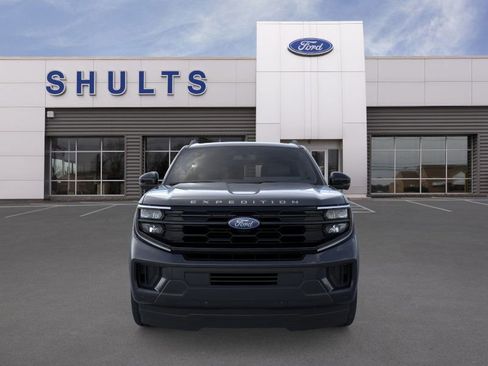 New 2025 Ford Expedition Active image 6