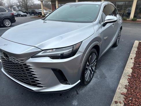 Used 2023 Lexus RX 350 F Sport image 3
