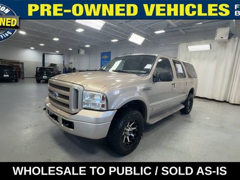 Used 2005 Ford Excursion Limited AWD/4WD image 4