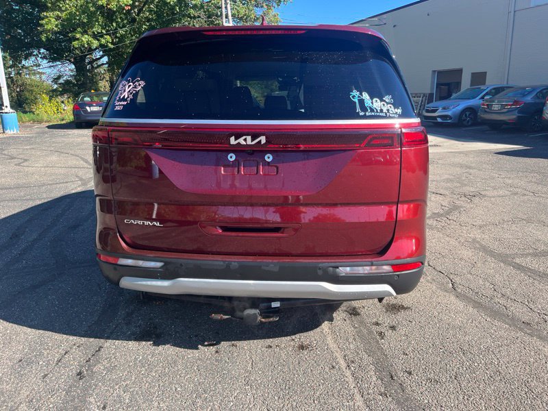 Used 2023 Kia Carnival LX FWD image 6