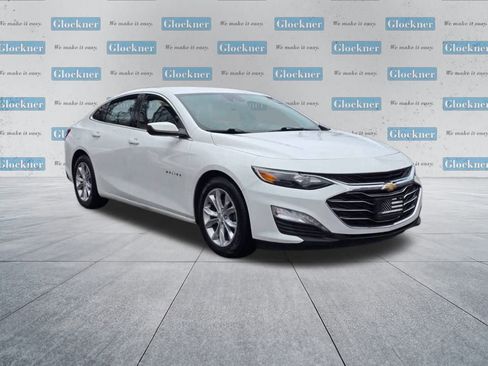 Used 2021 Chevrolet Malibu LT image 3