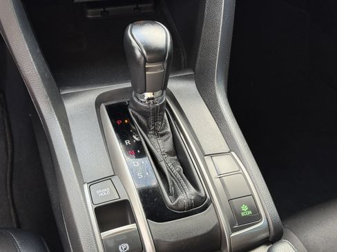 Used 2021 Honda Civic Sport image 27