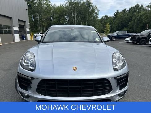 Used 2017 Porsche Macan AWD/4WD image 6
