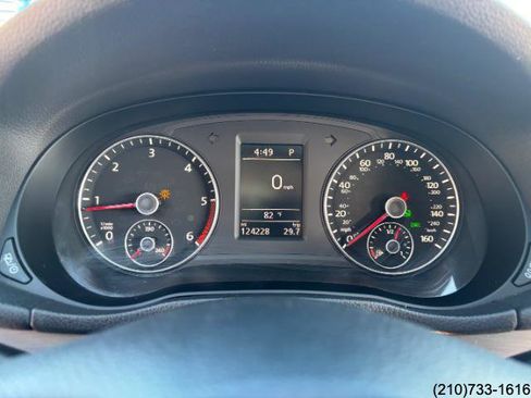 Used 2015 Volkswagen Passat TDI SE image 20