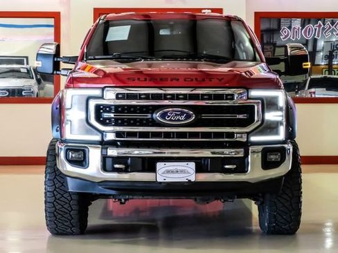 Used 2020 Ford F250 Lariat w/ Chrome Package image 9