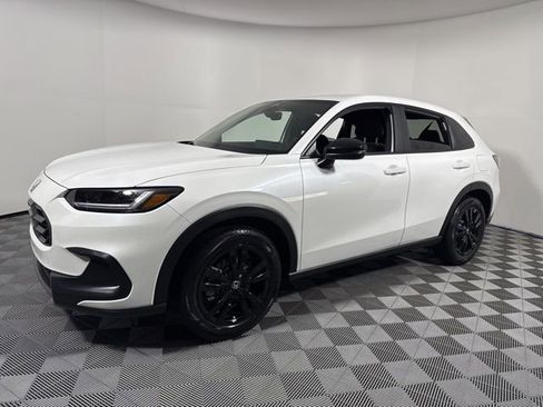 New 2026 Honda HR-V Sport image 2