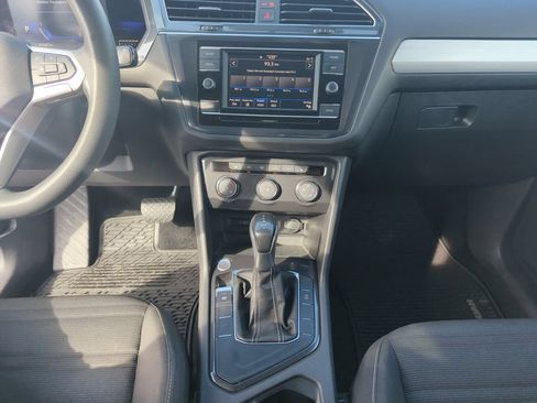 Certified 2022 Volkswagen Tiguan S FWD image 25