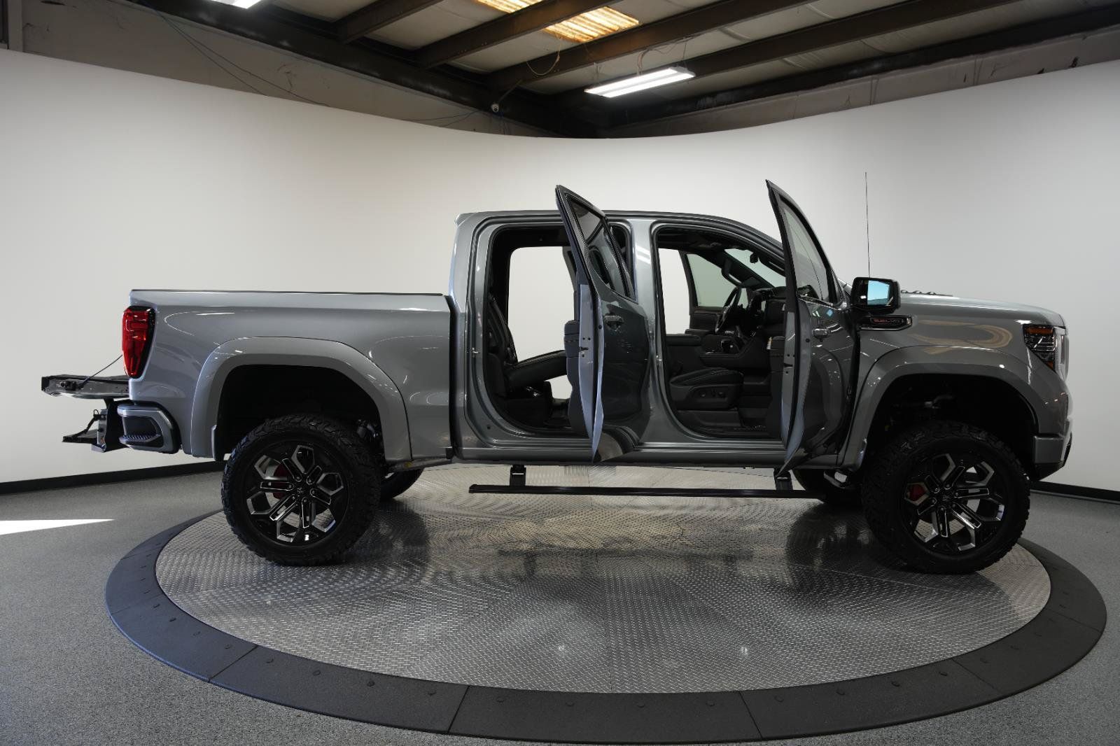 New 2026 GMC Sierra 1500 AT4 w/ AT4 Premium Package AWD/4WD image 12