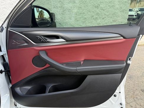 Used 2023 BMW X4 xDrive30i w/ M Sport Package image 26