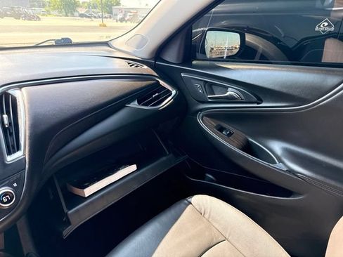 Used 2024 Chevrolet Malibu LT FWD image 29