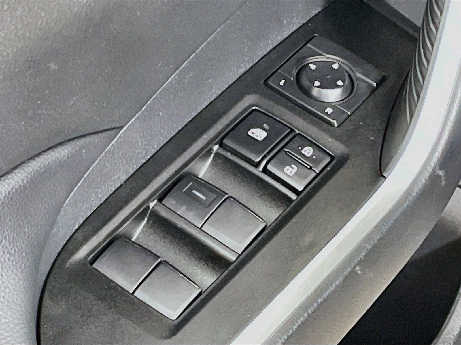 Used 2025 Toyota RAV4 LE AWD/4WD image 19