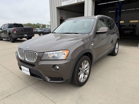 Used 2014 BMW X3 xDrive28i AWD/4WD image 3