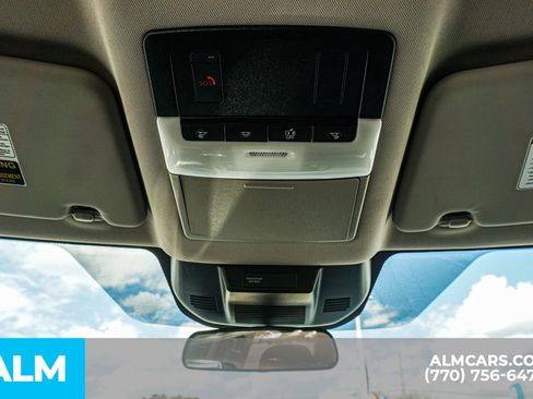 Used 2025 Nissan Rogue SV image 61