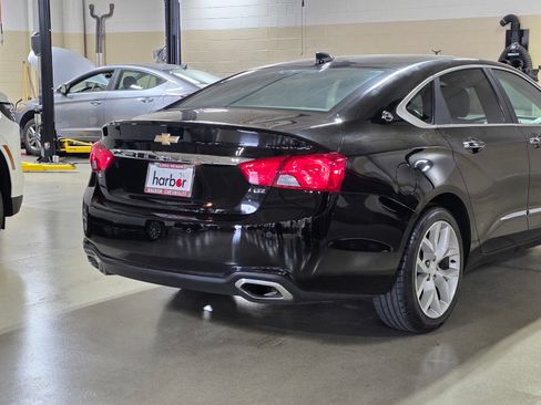 Used 2015 Chevrolet Impala LTZ FWD image 11