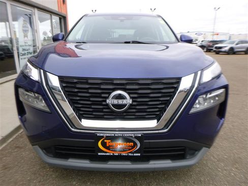 Used 2023 Nissan Rogue SV AWD/4WD image 19