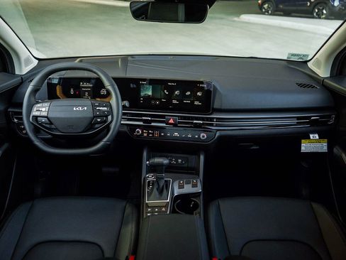 New 2026 Kia Sportage EX w/ EX Panorama Roof Package image 14