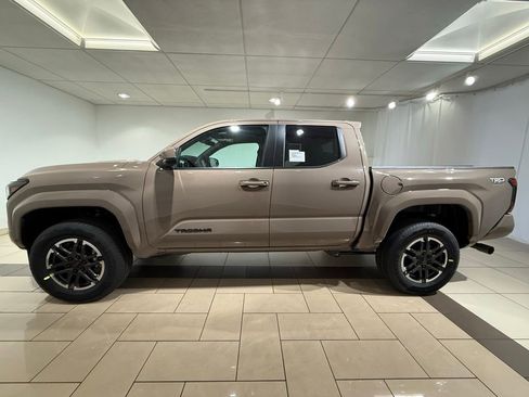 New 2026 Toyota Tacoma TRD Sport image 2