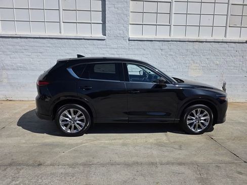 Used 2024 MAZDA CX-5 AWD 2.5 S w/ Premium Package image 3