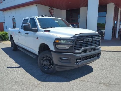 New 2026 RAM 2500 Tradesman AWD/4WD image 3