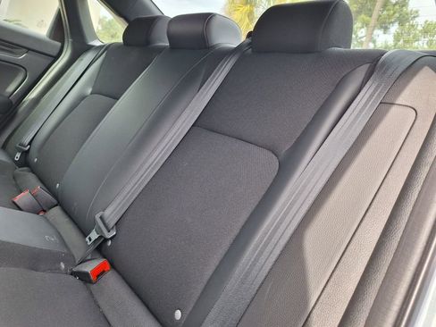 Used 2022 Honda Civic Sport image 23